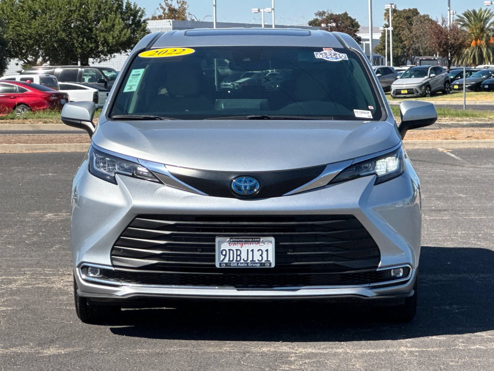 Used 2022 Toyota Sienna XLE FWD image 9