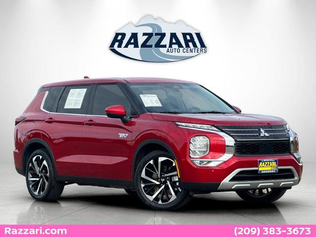 Used 2023 Mitsubishi Outlander 4WD Plug-In Hybrid