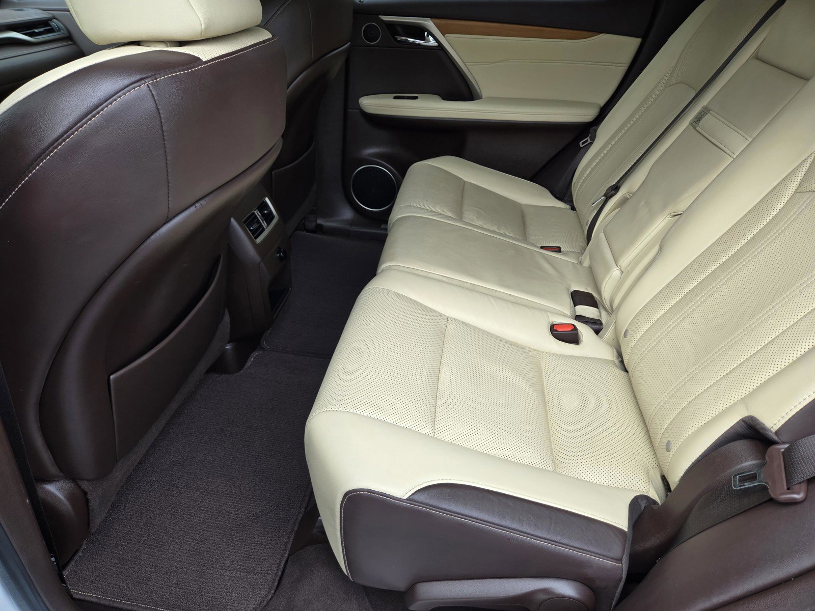 Used 2019 Lexus RX 450h AWD image 10