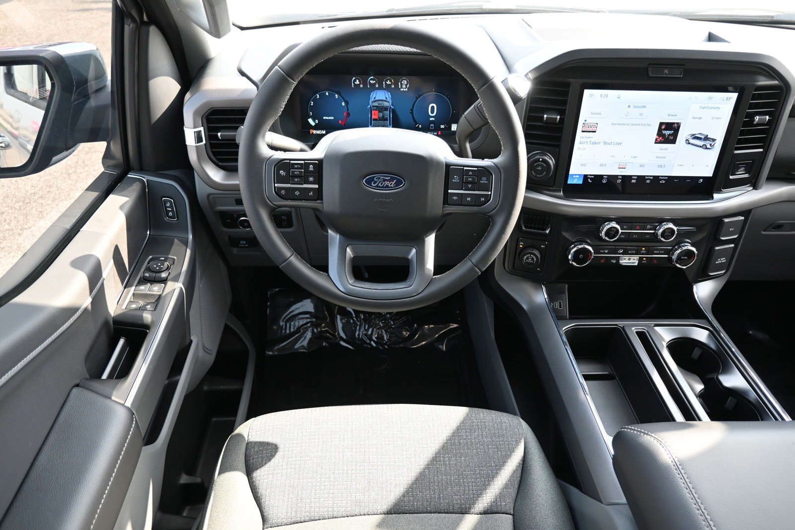 New 2026 Ford F150 XLT w/ Equipment Group 302A MID AWD/4WD image 21