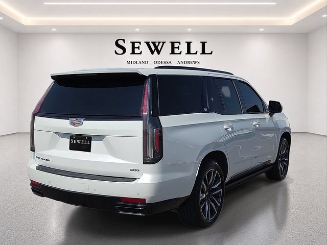 Used 2021 Cadillac Escalade Sport w/ Driver Assist Tech Package AWD/4WD image 4