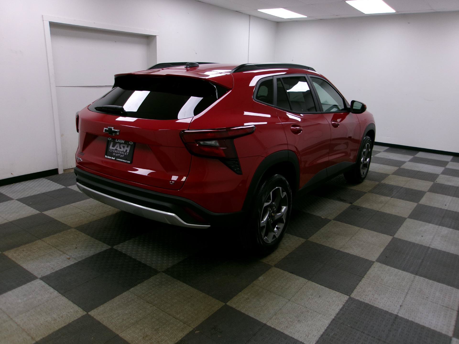 New 2026 Chevrolet Trax LT w/ Driver Confidence Package FWD image 13