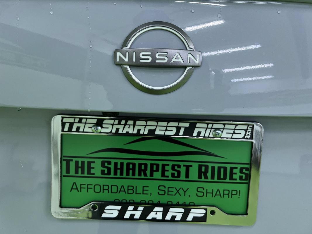 Used 2025 Nissan Versa SR w/ Trunk Package FWD image 13