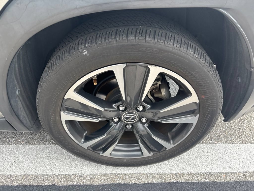 Used 2021 Lexus UX 200 w/ Premium Package FWD image 11