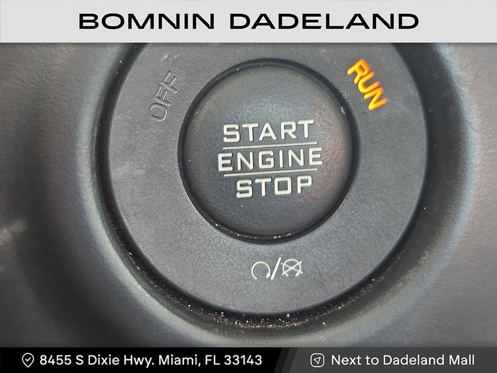 Used 2019 Jeep Wrangler Unlimited Sport image 30