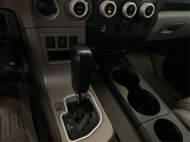 Used 2013 Toyota Sequoia SR5 AWD/4WD image 31