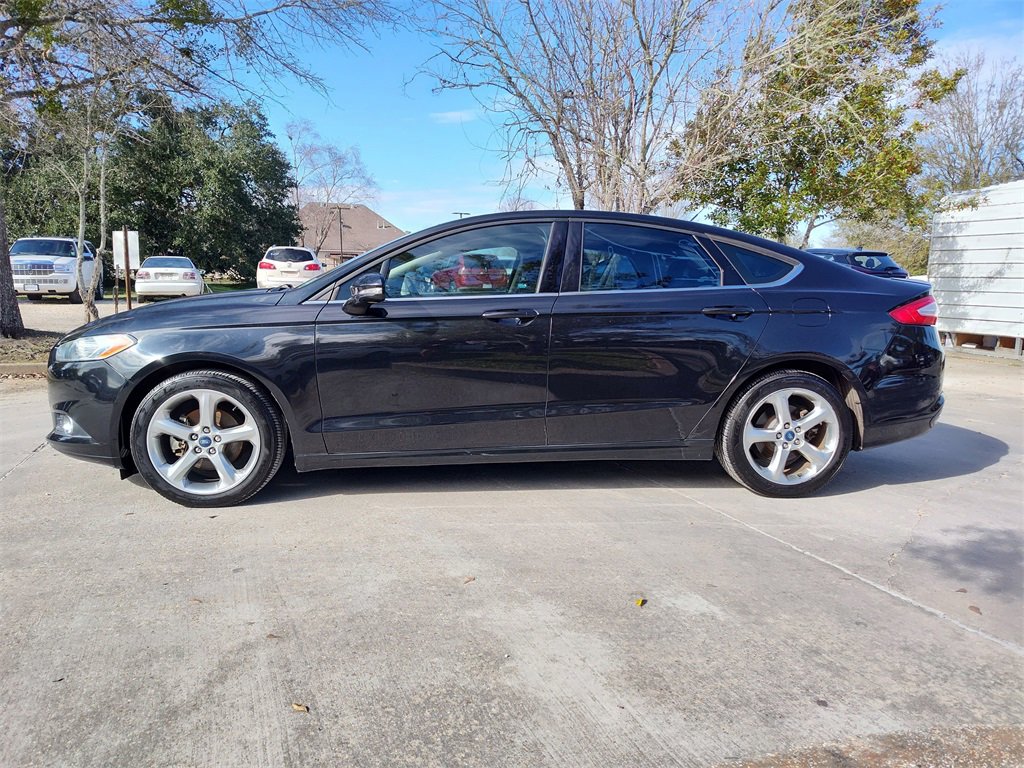 Used 2014 Ford Fusion SE image 3