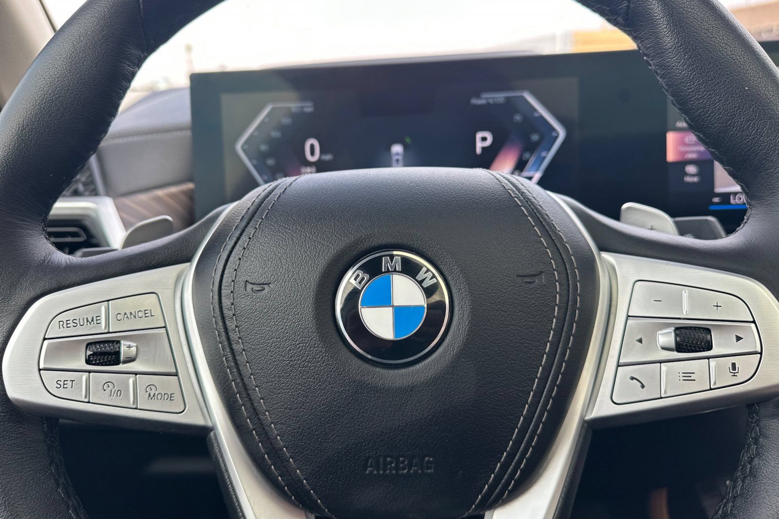Used 2024 BMW X7 xDrive40i w/ Premium Package AWD/4WD image 24