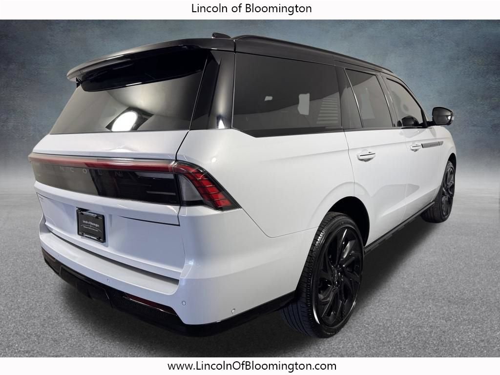 Used 2025 Lincoln Navigator Black Label AWD/4WD image 6