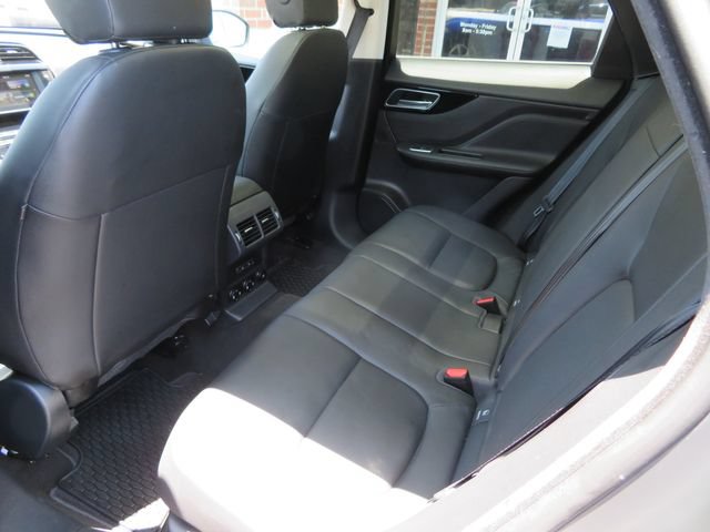 Used 2018 Jaguar F-PACE Premium AWD/4WD image 26