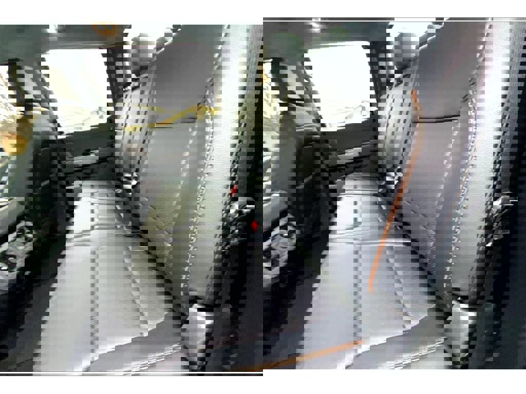 Used 2025 Ford F350 Lariat image 28