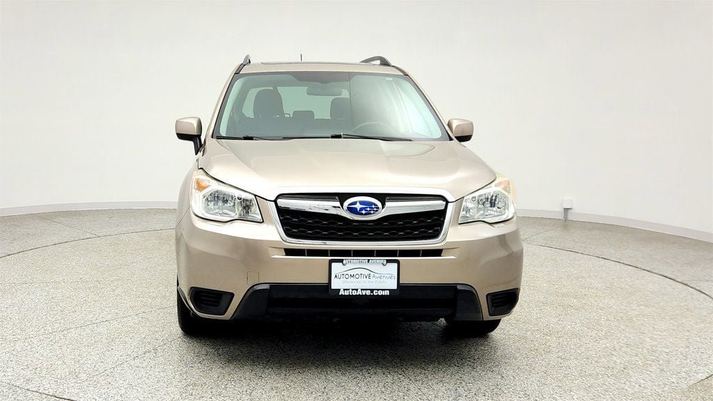Used 2015 Subaru Forester 2.5i Premium w/ All-Weather Package image 2