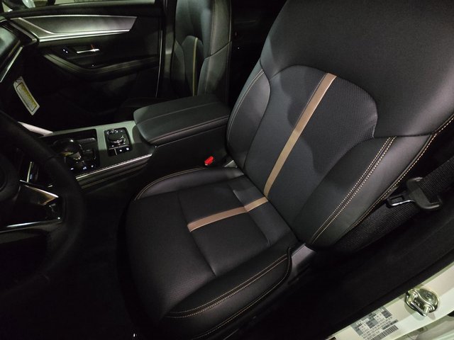 New 2026 MAZDA CX-70 3.3 Turbo w/ Premium Plus Pkg image 16