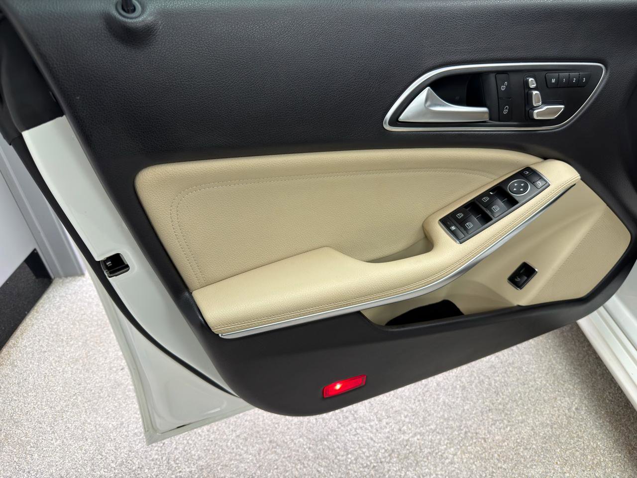 Used 2019 Mercedes-Benz CLA 250 image 14