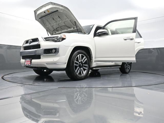 Used 2014 Toyota 4Runner Limited image 28