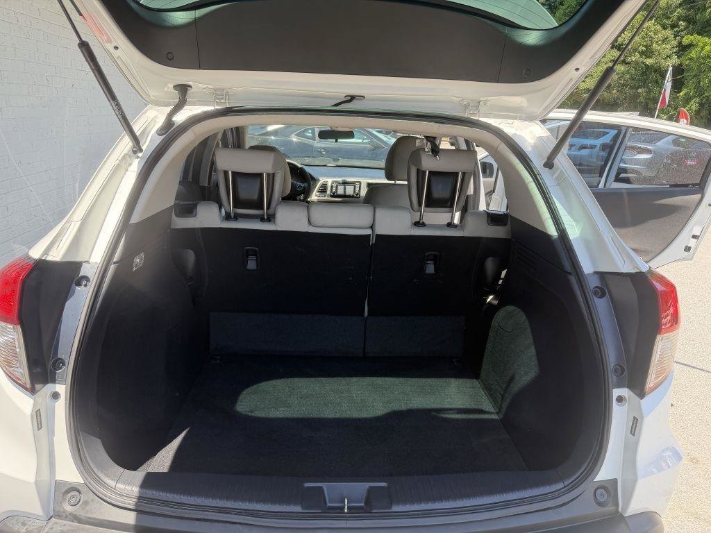 Used 2020 Honda HR-V LX image 7