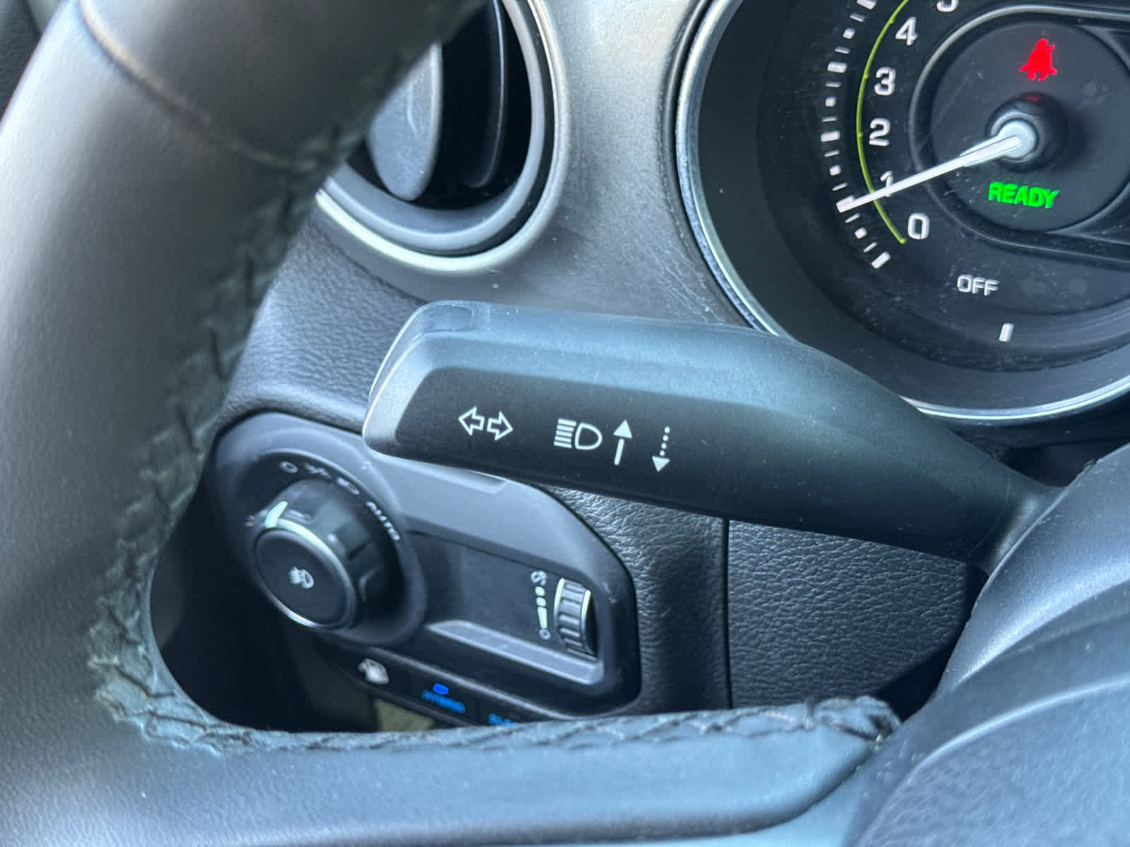 Used 2023 Jeep Wrangler Unlimited image 19