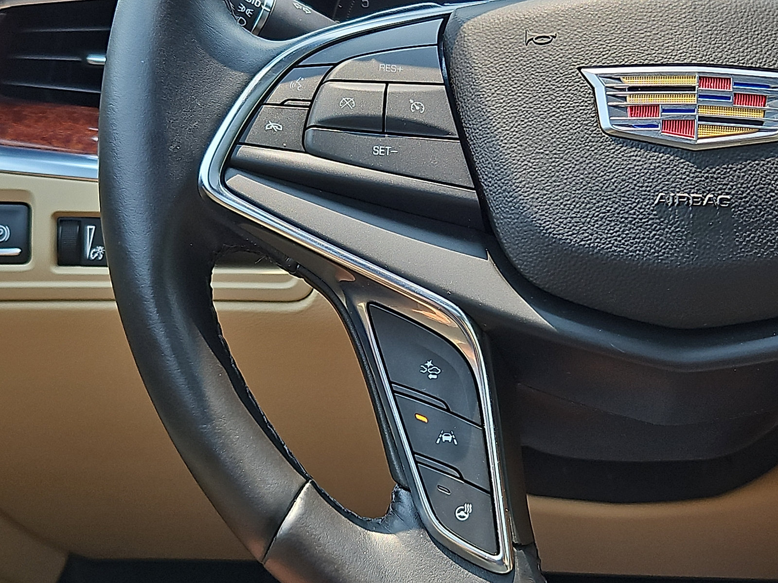 Used 2019 Cadillac XT5 Luxury AWD/4WD image 22