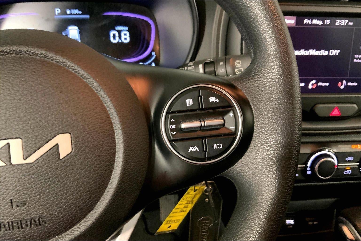 Used 2025 Kia Soul LX w/ LX Technology Package FWD image 19
