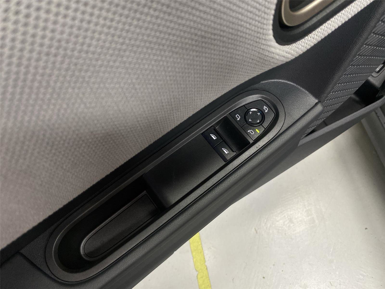 New 2026 MINI Cooper S image 19