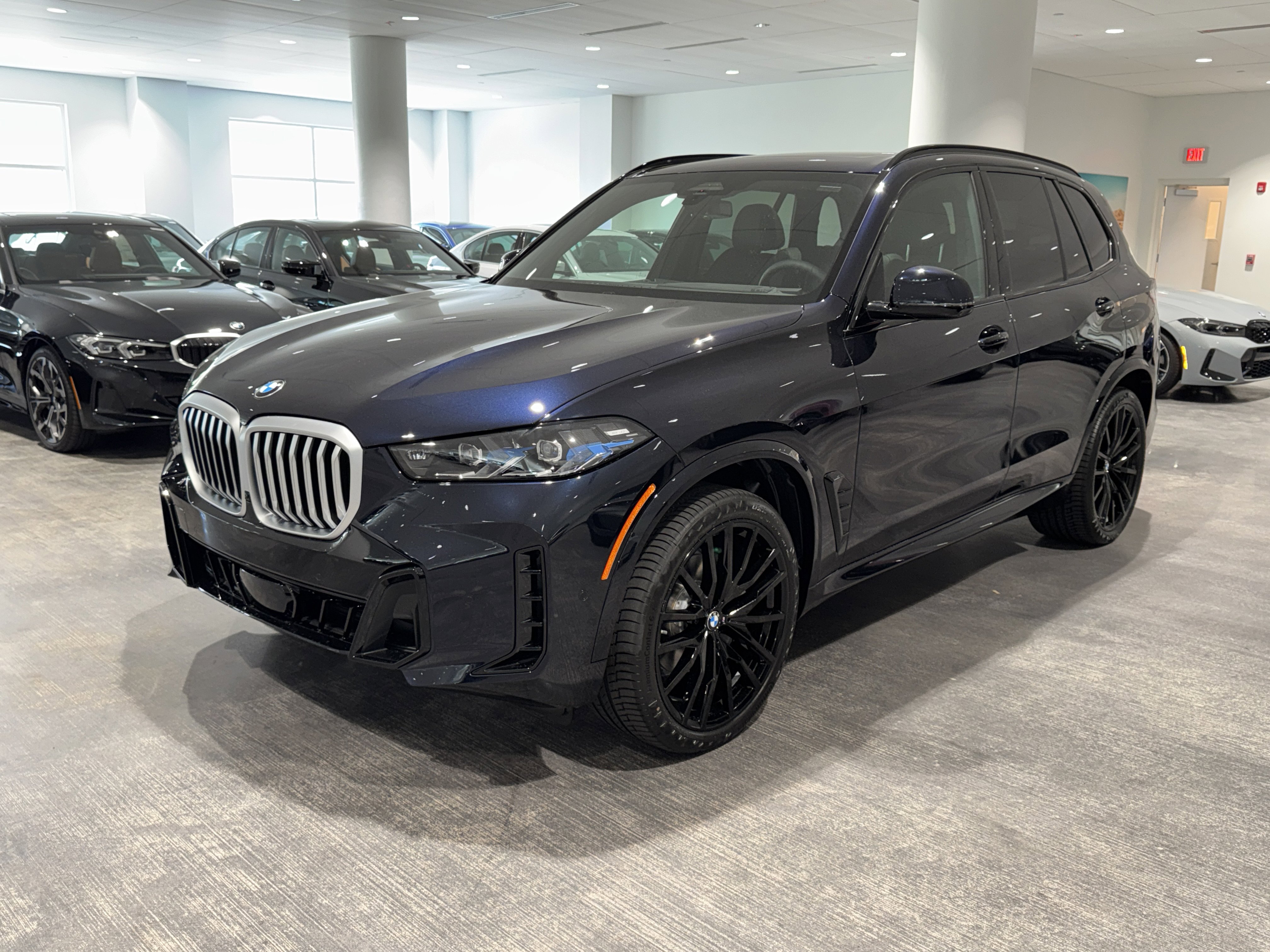New 2026 BMW X5 sDrive40i w/ Executive Package image 3