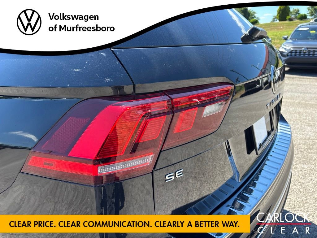 Used 2023 Volkswagen Tiguan SE w/ Panoramic Sunroof Package FWD image 13