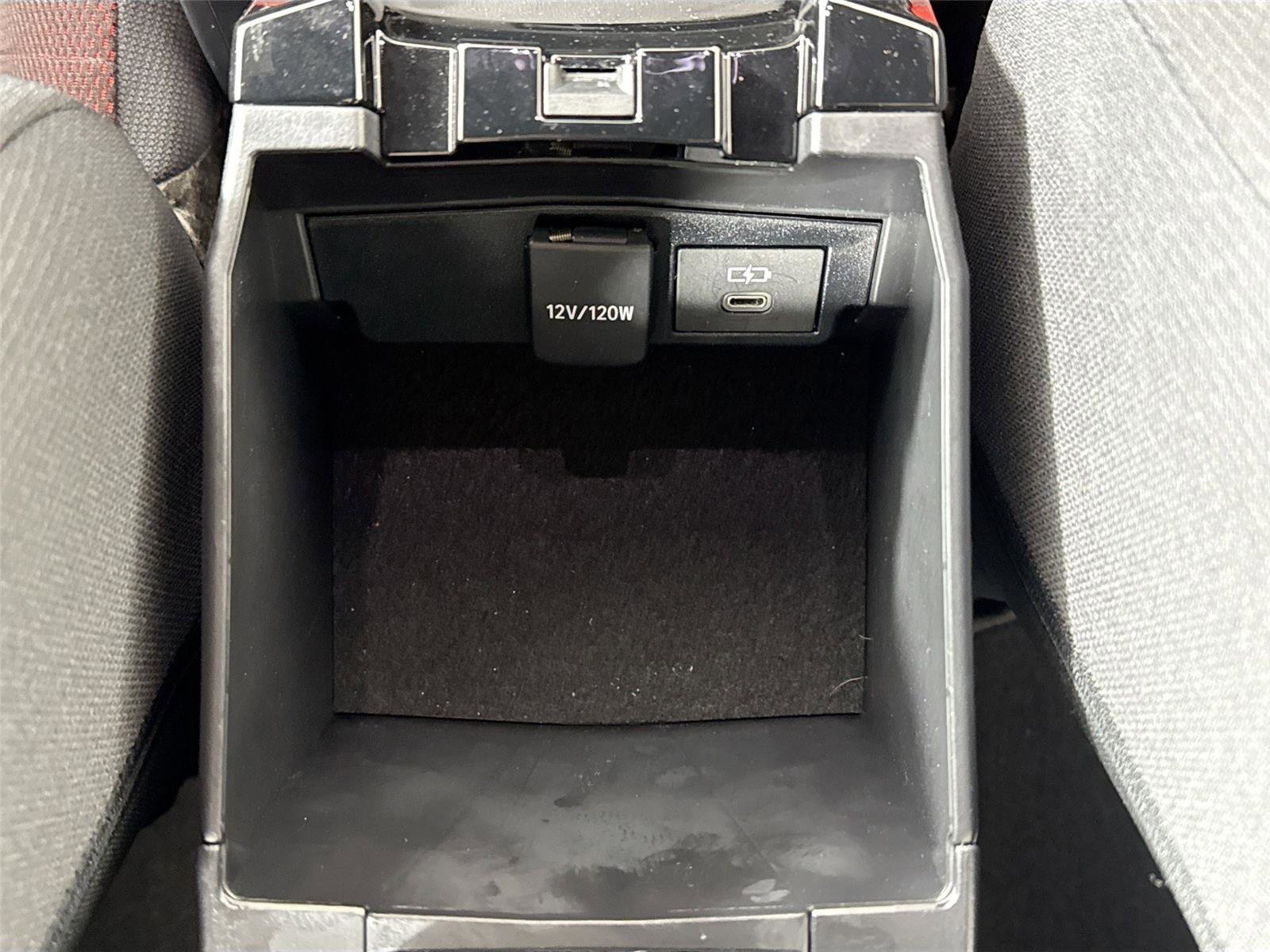 Certified 2025 Toyota Corolla SE image 34