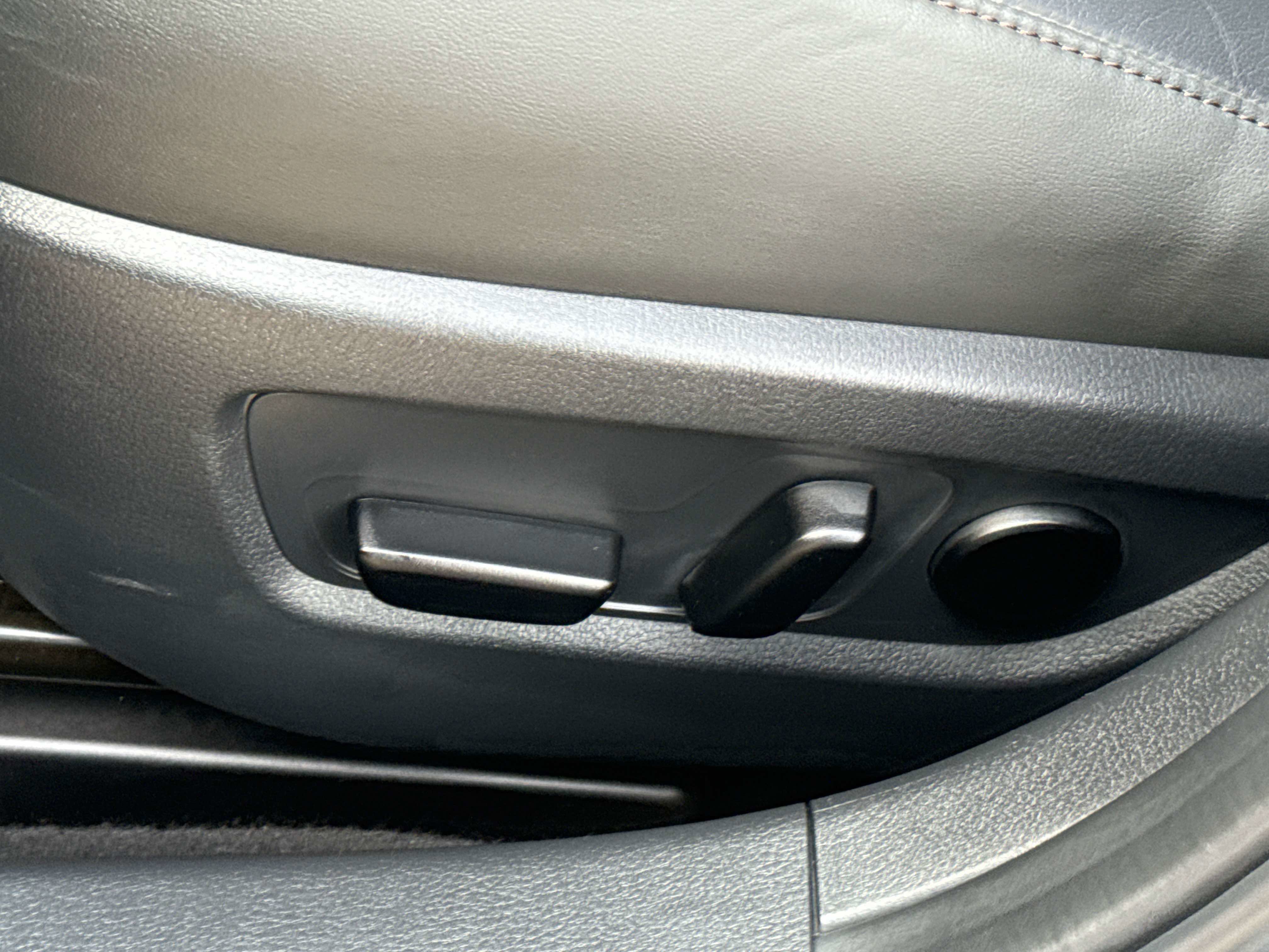 Certified 2025 MAZDA CX-30 2.5 Turbo w/ Premium Plus Pkg image 23