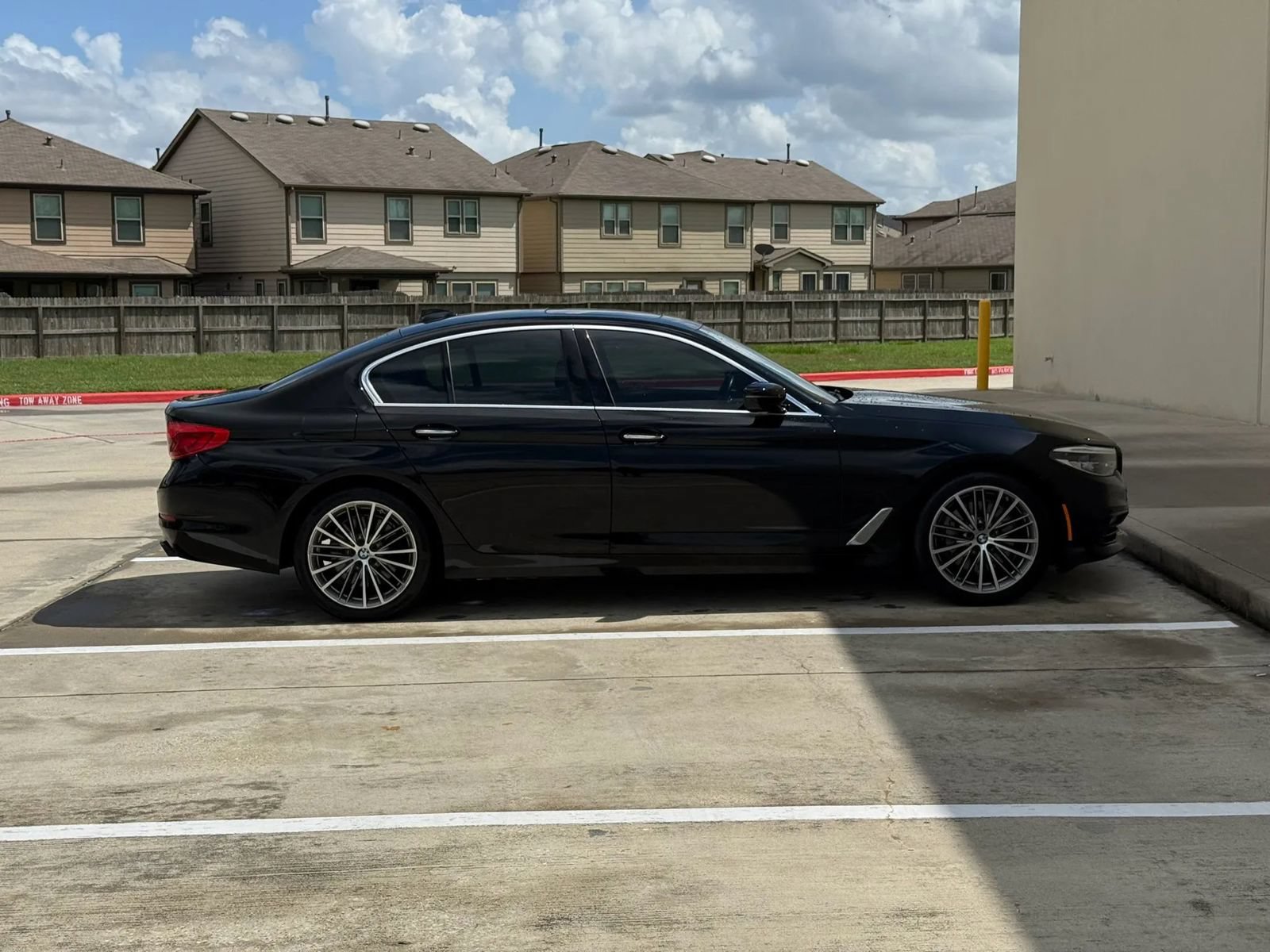 Used 2017 BMW 540i RWD image 9