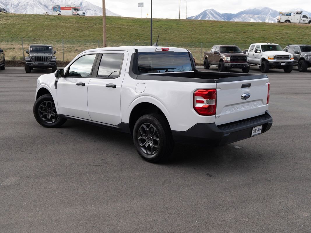 Used 2022 Ford Maverick XLT image 4