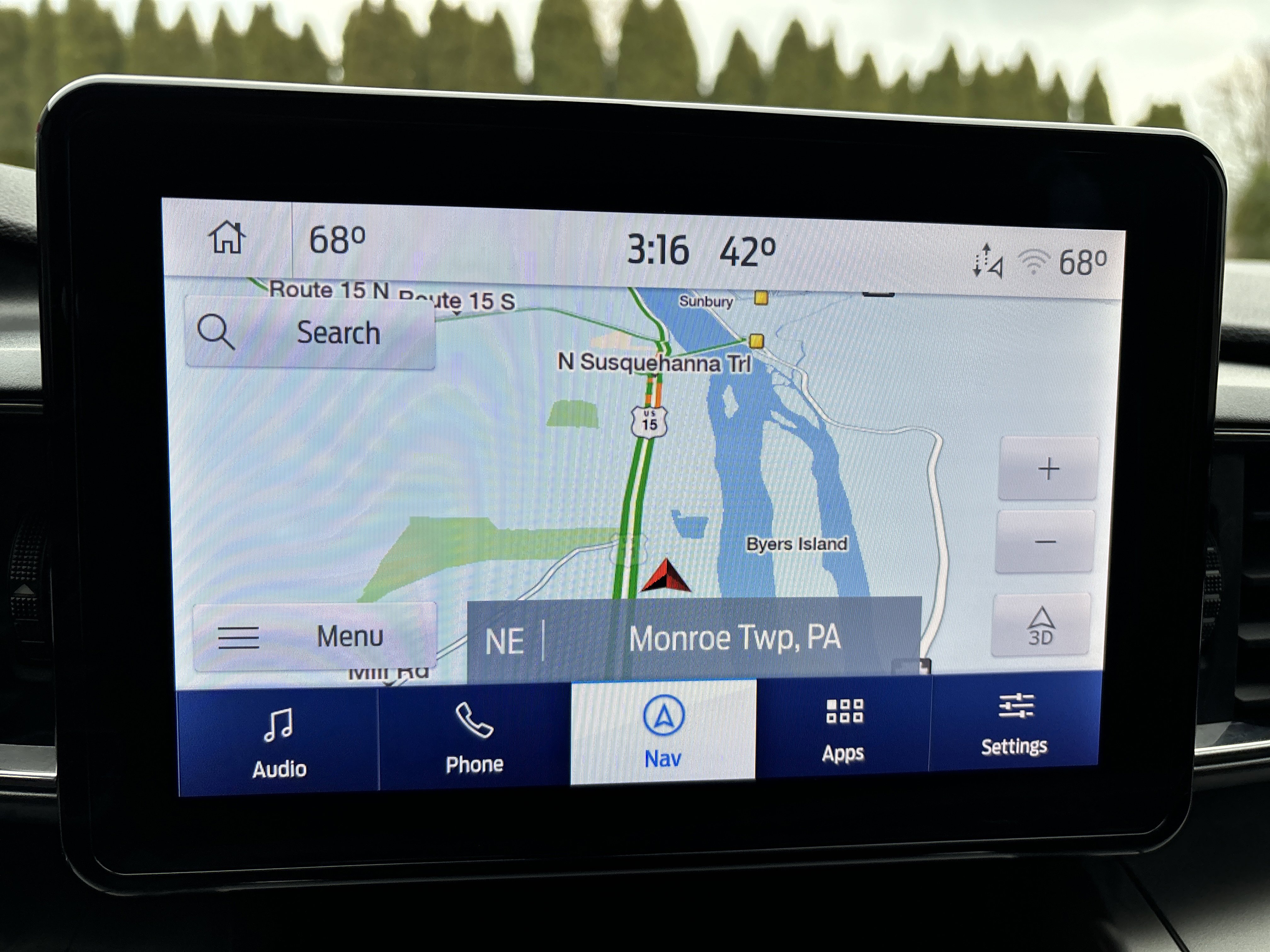 Used 2022 Ford Explorer XLT w/ Equipment Group 202A image 29