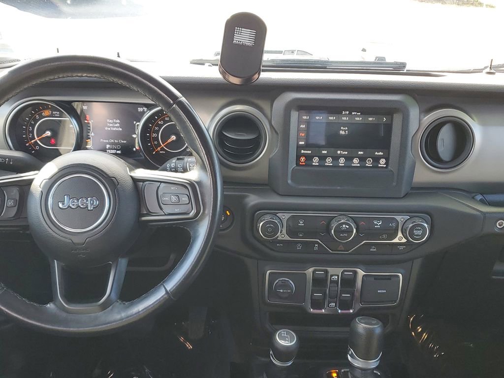 Used 2021 Jeep Wrangler Unlimited Sport image 19