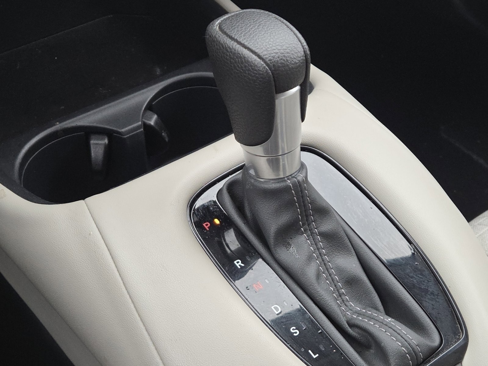 Used 2024 Honda HR-V LX image 28