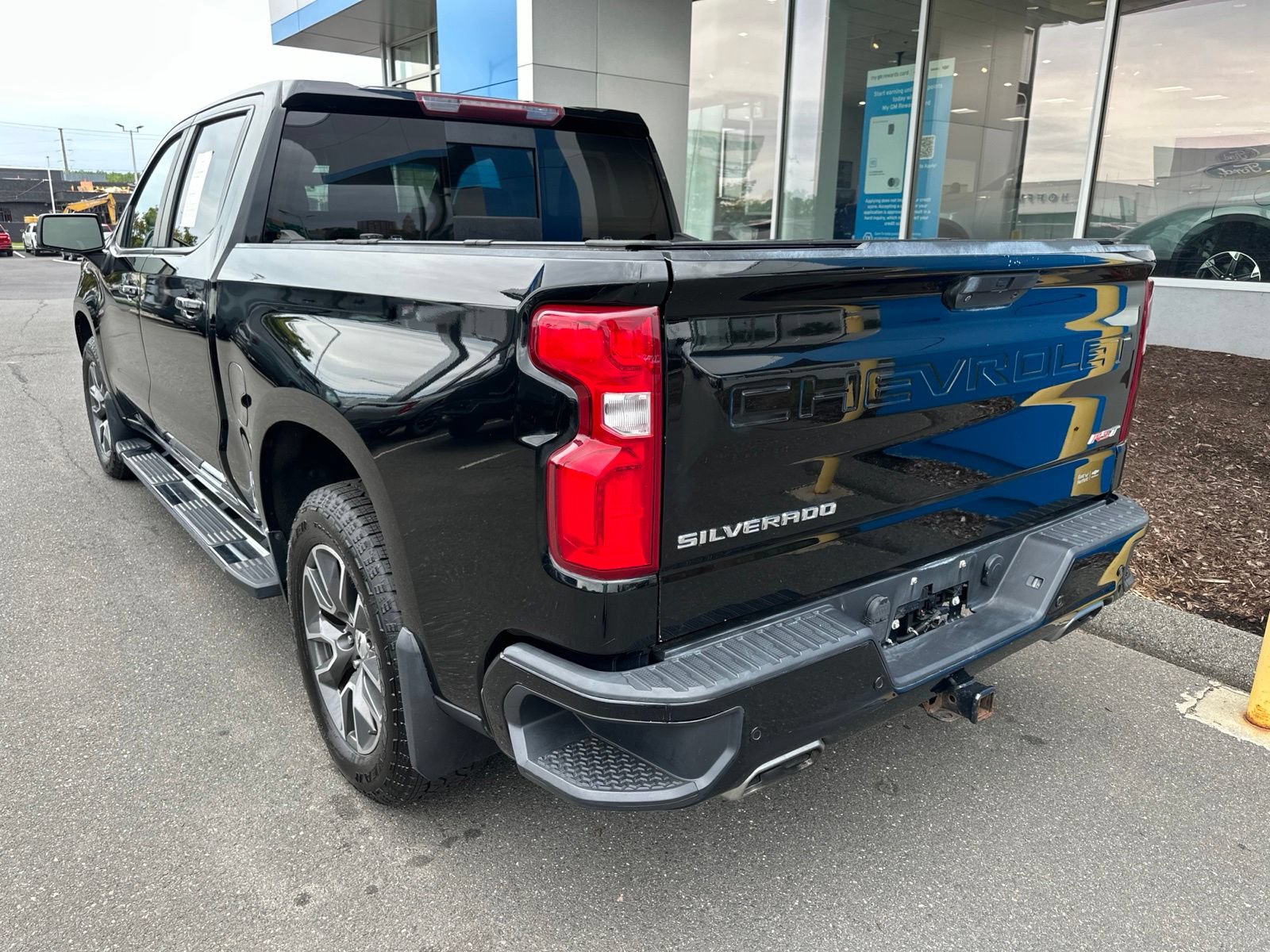 Used 2021 Chevrolet Silverado 1500 RST AWD/4WD image 8