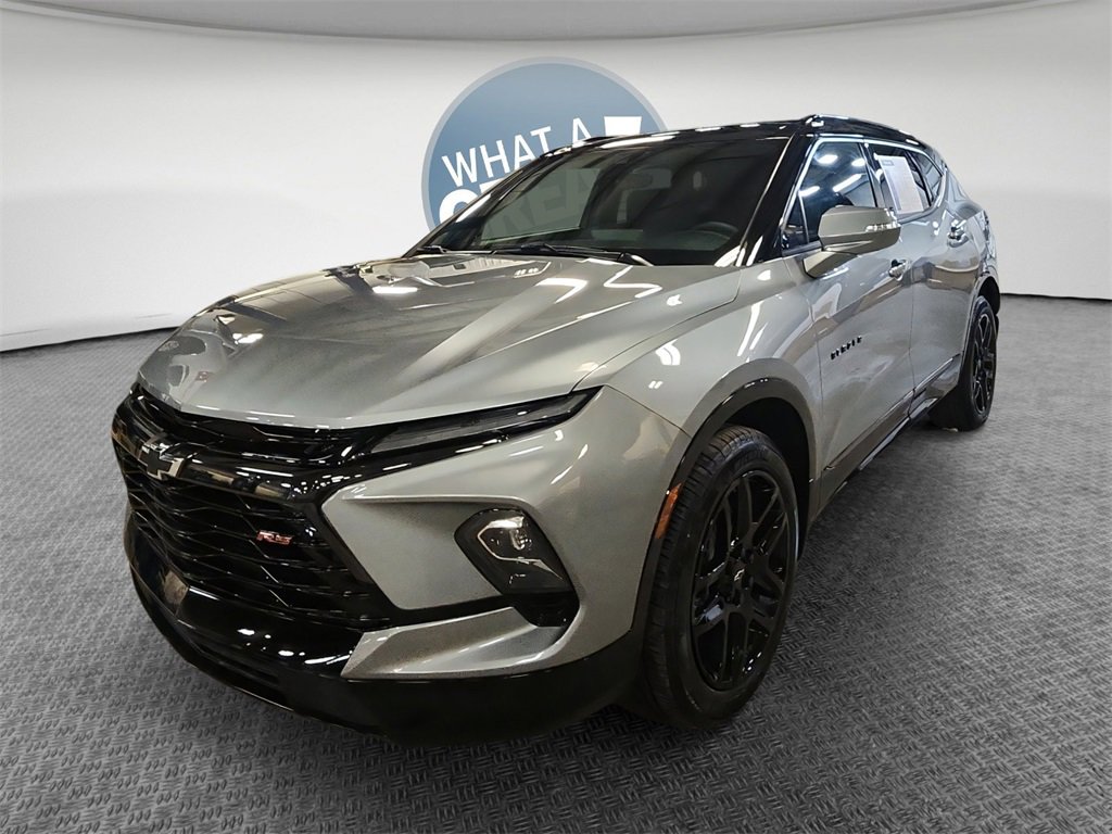 Certified 2024 Chevrolet Blazer RS w/ Driver Confidence II Package image 8