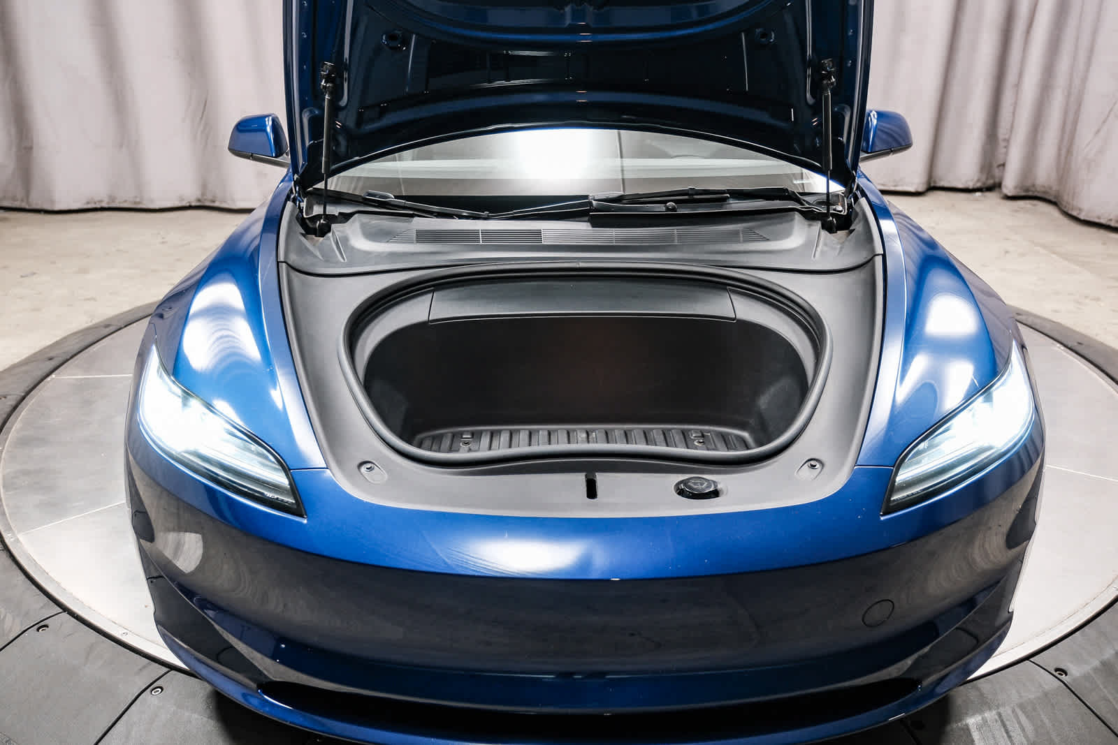 Used 2024 Tesla Model 3 Standard Range RWD image 32
