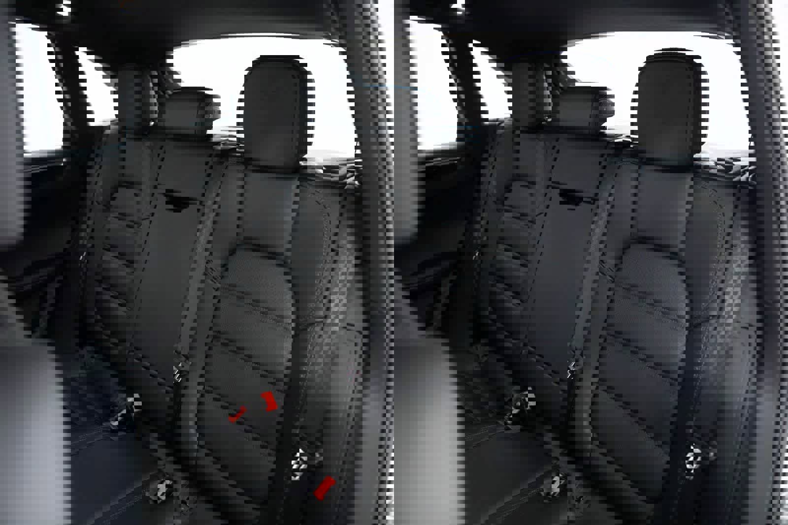 Certified 2025 Porsche Macan S image 30