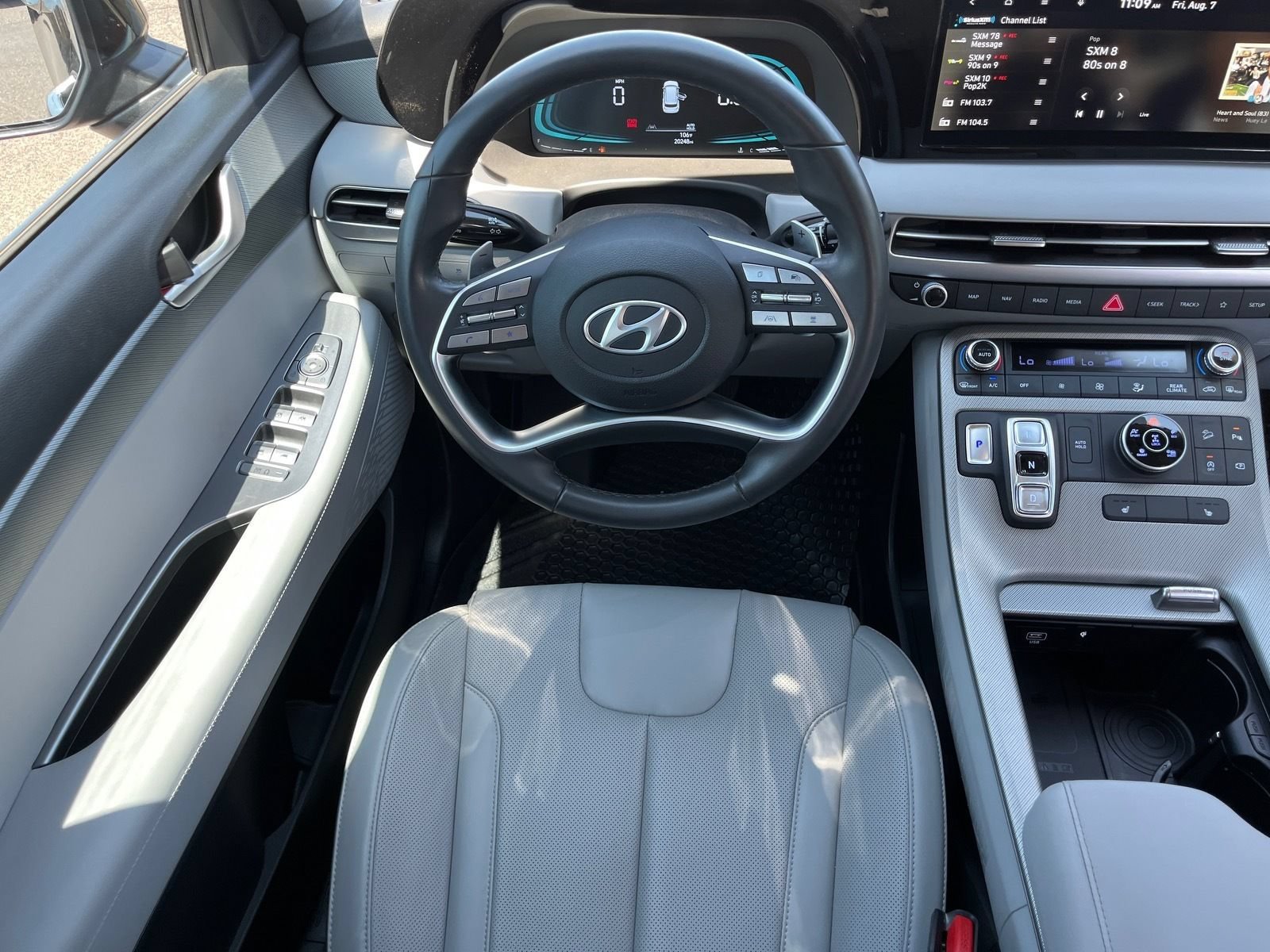 Used 2025 Hyundai Palisade SEL AWD/4WD image 13