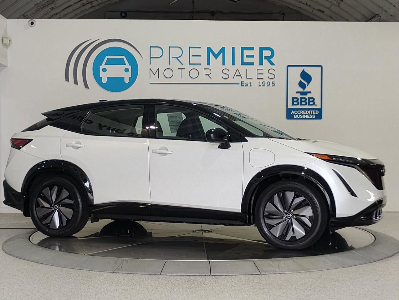 Used 2024 Nissan Ariya AWD image 88