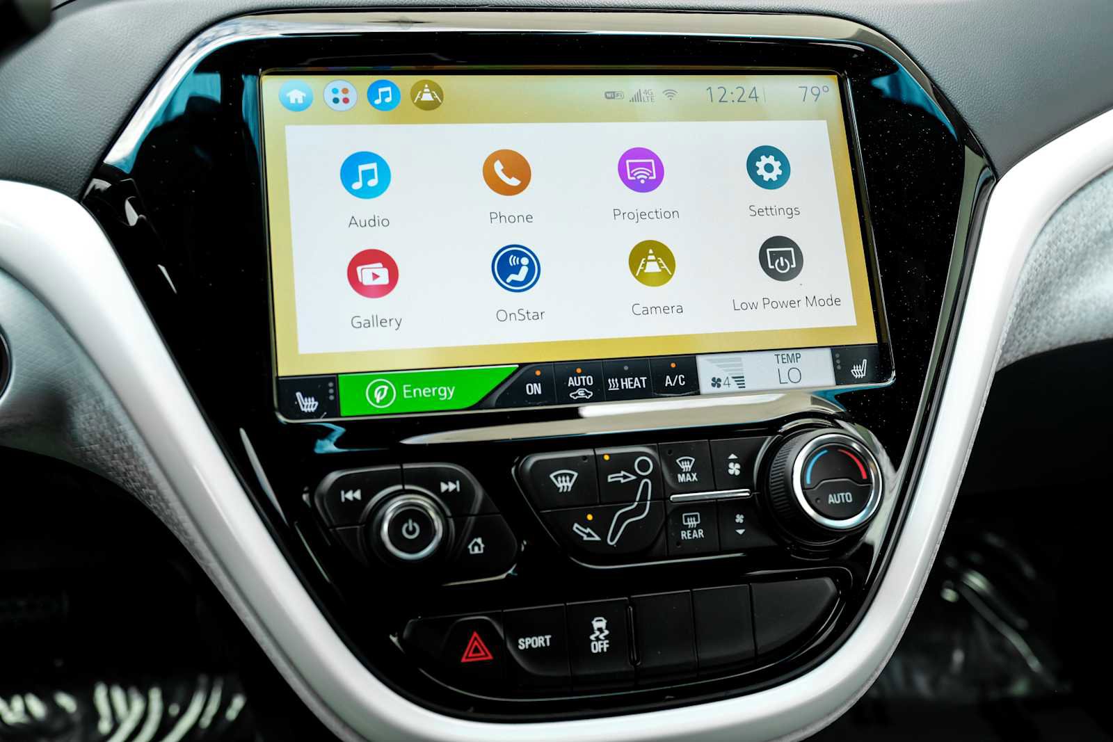 Used 2020 Chevrolet Bolt Premier w/ Infotainment Package image 28