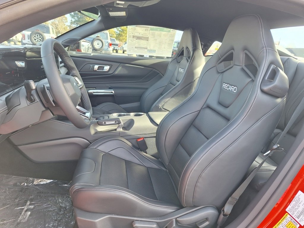 New 2026 Ford Mustang GT Premium w/ GT Performance Package image 4