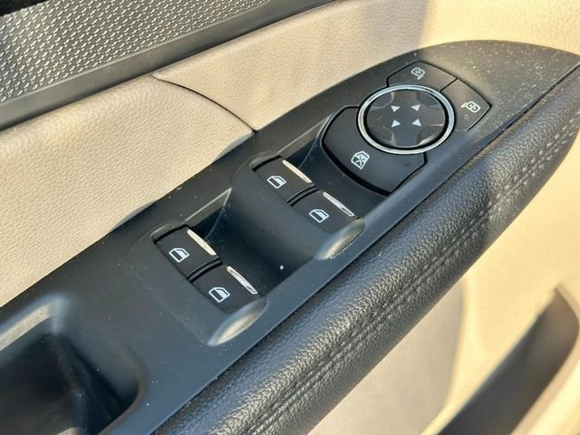 Used 2019 Ford Explorer XLT w/ Equipment Group 202A image 17