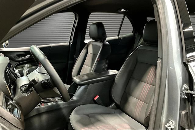 Used 2023 Chevrolet Equinox RS FWD image 18