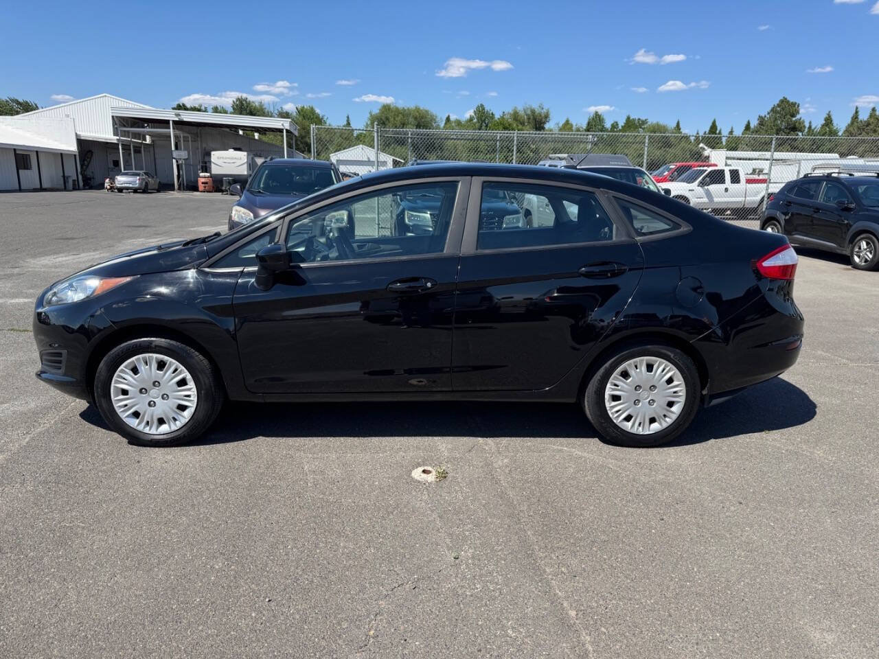 Used 2017 Ford Fiesta S FWD image 2