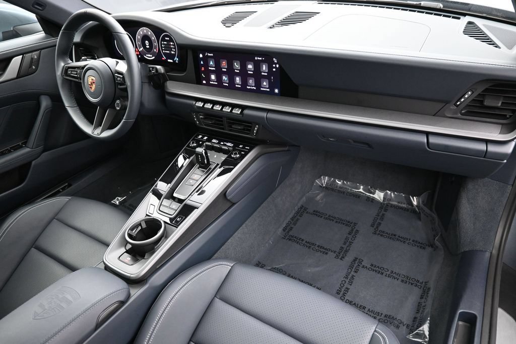 Certified 2025 Porsche 911 Carrera RWD image 29