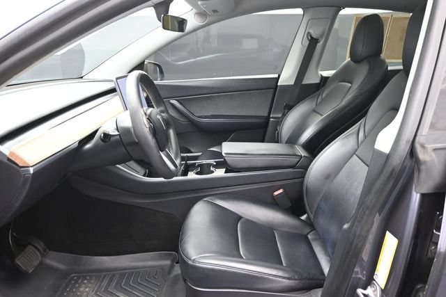 Used 2021 Tesla Model Y Long Range AWD/4WD image 6