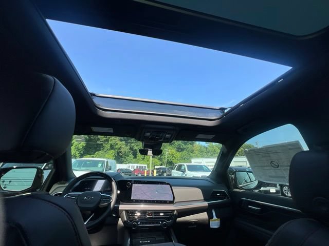 New 2026 Chevrolet Tahoe RST w/ Advanced Technology Package AWD/4WD image 5