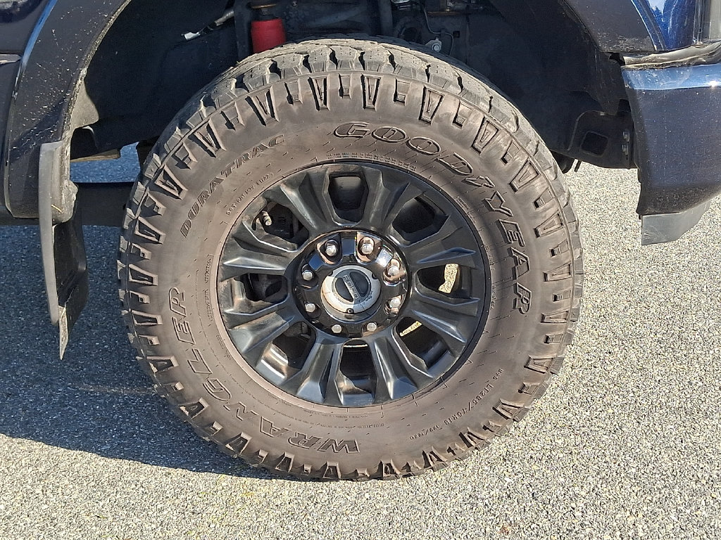 Used 2022 Ford F350 Lariat w/ Tremor Off-Road Package AWD/4WD image 8