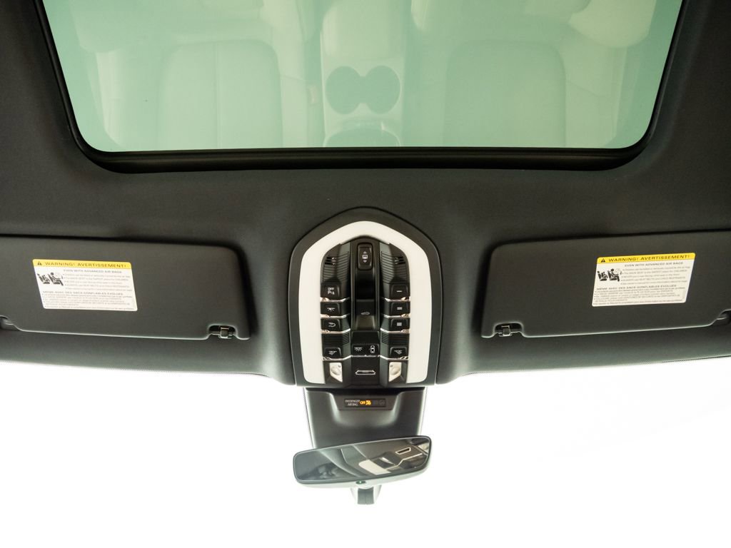 New 2026 Porsche Macan image 20