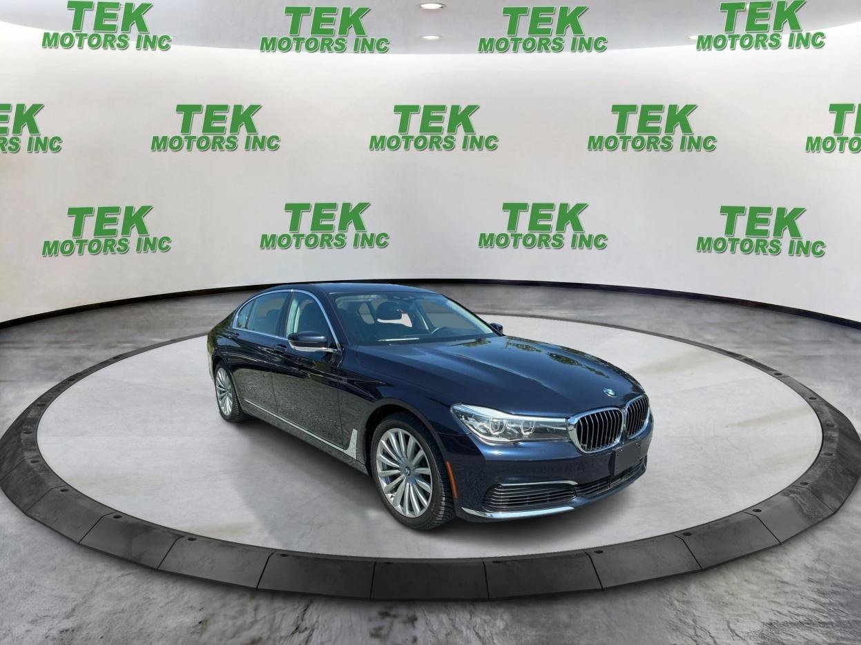 Used 2019 BMW 740i xDrive w/ Executive Package AWD/4WD image 3